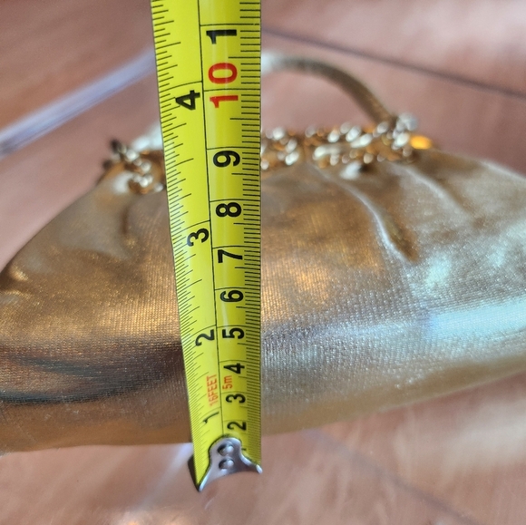 Elegant Gold Women's Clutch - Picture 13 of 17